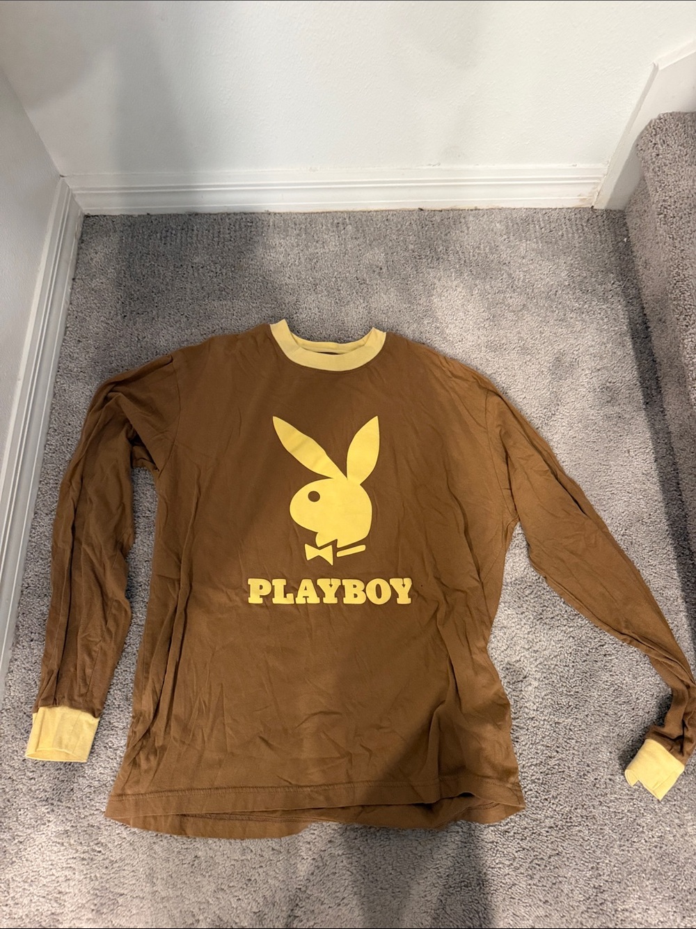 PLAYBOY Brown Long-Sleeve Tee with Yellow Logo